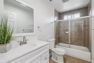 330 E 101st St, Los Angeles, CA 90003 - Photo 11