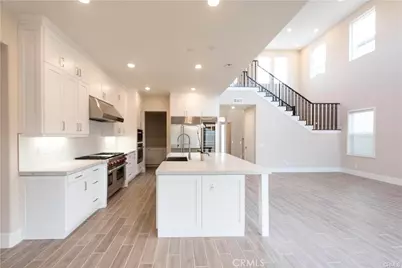 77 Gravity, Irvine, CA 92618 - Photo 5