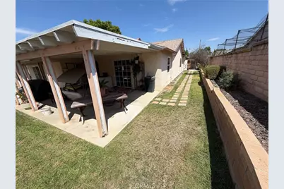 2040 Santa Barbara, Corona, CA 92882 - Photo 11