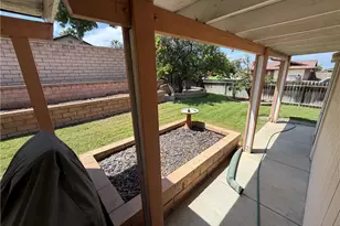 2040 Santa Barbara, Corona, CA 92882 - Photo 15