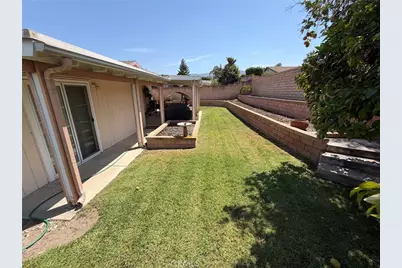 2040 Santa Barbara, Corona, CA 92882 - Photo 21