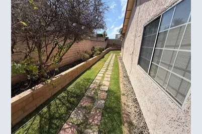 2040 Santa Barbara, Corona, CA 92882 - Photo 7