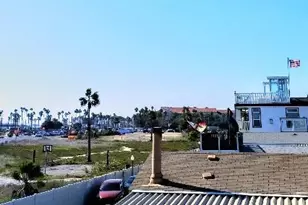 21752 Pacific Coast Hwy, Huntington Beach, CA 92646 - Photo 5
