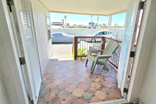 21752 Pacific Coast Hwy, Huntington Beach, CA 92646 - Photo 17