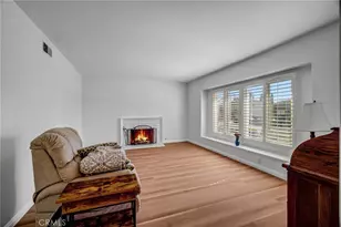17362 Breda Ln, Huntington Beach, CA 92649 - Photo 9