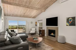 2175 Pacific Ave, Costa Mesa, CA 92627 - Photo 15