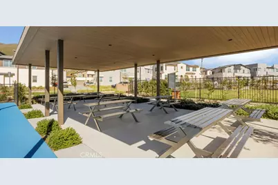 16072 Butterfly Drive, Fontana, CA 92336 - Photo 15