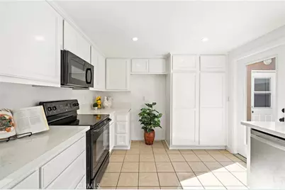 4902 Pearce, Huntington Beach, CA 92649 - Photo 13