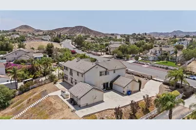 18530 Oak Park, Riverside, CA 92504 - Photo 29