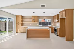 17951 Whitford Ln, Huntington Beach, CA 92649 - Photo 11