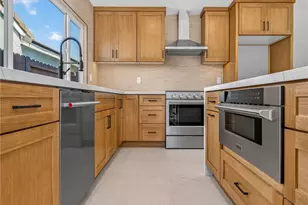 17951 Whitford Ln, Huntington Beach, CA 92649 - Photo 15