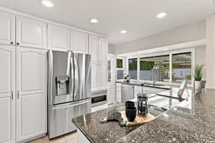25321 Pike, Laguna Hills, CA 92653 - Photo 13
