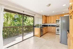 27 Palos, Irvine, CA 92612 - Photo 9