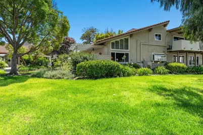 2164 Via Mariposa #B, Laguna Woods, CA 92637 - Photo 7