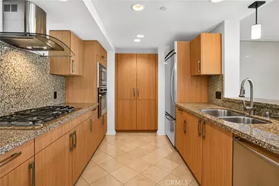 13650 Marina Pointe Drive #609, Marina del Rey, CA 90292 - Photo 17
