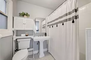 1546 1/2 Rosalia Rd, Los Angeles, CA 90027 - Photo 11