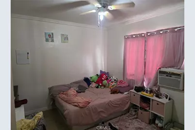 668 Clela, Los Angeles, CA 90022 - Photo 9