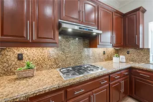 36008 Corte Coruna, Murrieta, CA 92562 - Photo 13