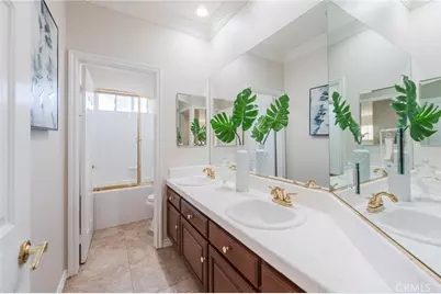36008 Corte Coruna, Murrieta, CA 92562 - Photo 33