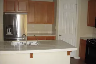 3046 Caper Bush Ct, Hemet, CA 92545 - Photo 5
