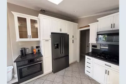 711 Huntington, Huntington Beach, CA 92648 - Photo 11
