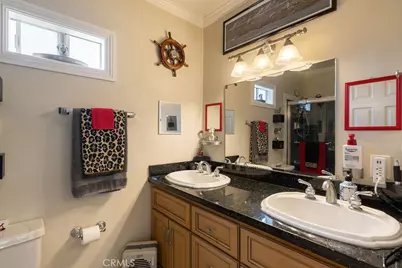 711 Huntington, Huntington Beach, CA 92648 - Photo 33