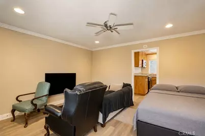 711 Huntington, Huntington Beach, CA 92648 - Photo 37