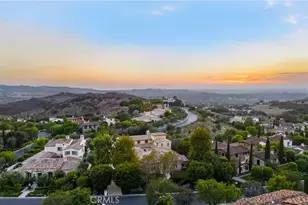 98 Canyon Creek, Irvine, CA 92603 - Photo 5
