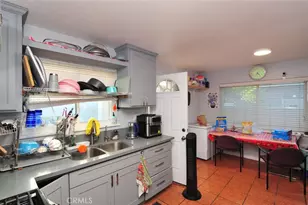 1130 S Douglas St, Santa Ana, CA 92704 - Photo 5