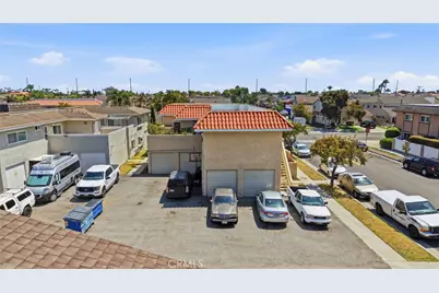 1501 Huntington Street, Huntington Beach, CA 92648 - Photo 13