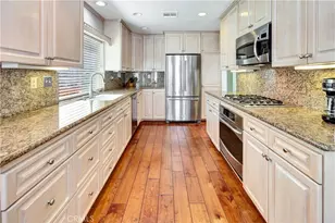 32065 Via Flores, San Juan Capistrano, CA 92675 - Photo 9