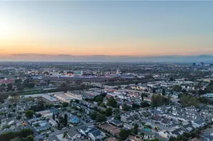 208 Calabria Ct, Costa Mesa, CA 92627 - Photo 51