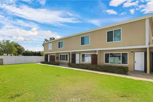 2937 Mendoza Dr, Costa Mesa, CA 92626 - Photo 25