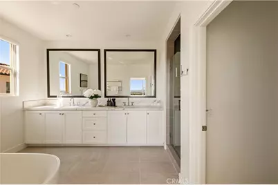 137 Trumpet Flower, Irvine, CA 92618 - Photo 35