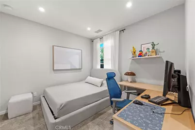 182 Elkhorn, Irvine, CA 92618 - Photo 5