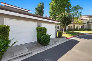 549 N Springbrook, Irvine, CA 92614 - Photo 3