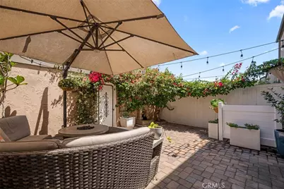 10942 Pebble Court, Fountain Valley, CA 92708 - Photo 23