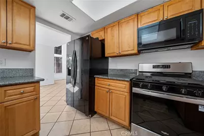 1404 Springline Drive, Palmdale, CA 93550 - Photo 9
