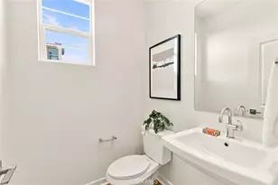 16062 Butterfly Dr, Fontana, CA 92336 - Photo 17