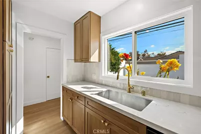 6072 Myrtle Avenue, Long Beach, CA 90805 - Photo 7
