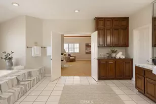 3802 E Rolling Green Ln, Orange, CA 92867 - Photo 59