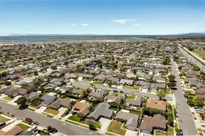 17571 Wrightwood, Huntington Beach, CA 92649 - Photo 27