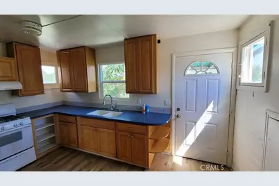 523 W 5th Street, Corona, CA 92882 - Photo 27