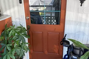 211 Monaco, Santa Ana, CA 92703 - Photo 13