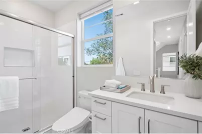 108 Shear, Irvine, CA 92618 - Photo 23