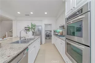 83 Twin Gables, Irvine, CA 92620 - Photo 15