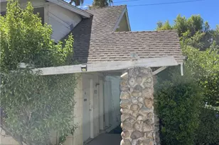 2284 Holly Dr, Los Angeles, CA 90068 - Photo 9