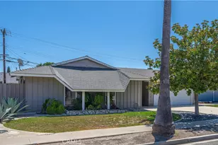 3062 Johnson Ave, Costa Mesa, CA 92626 - Photo 3