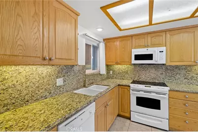 890 B Ronda Sevilla, Laguna Woods, CA 92637 - Photo 9