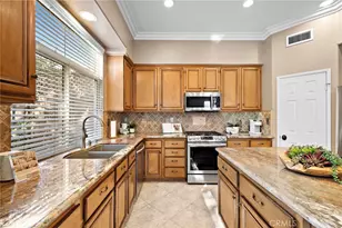 27 Las Cruces, Rancho Santa Margarita, CA 92688 - Photo 13